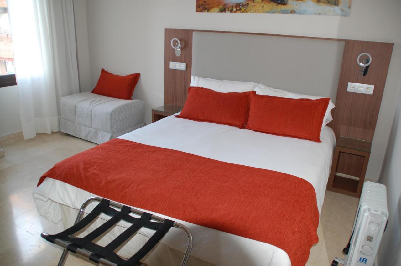 Ferienwohnung Triana L Sevilla Exterior foto
